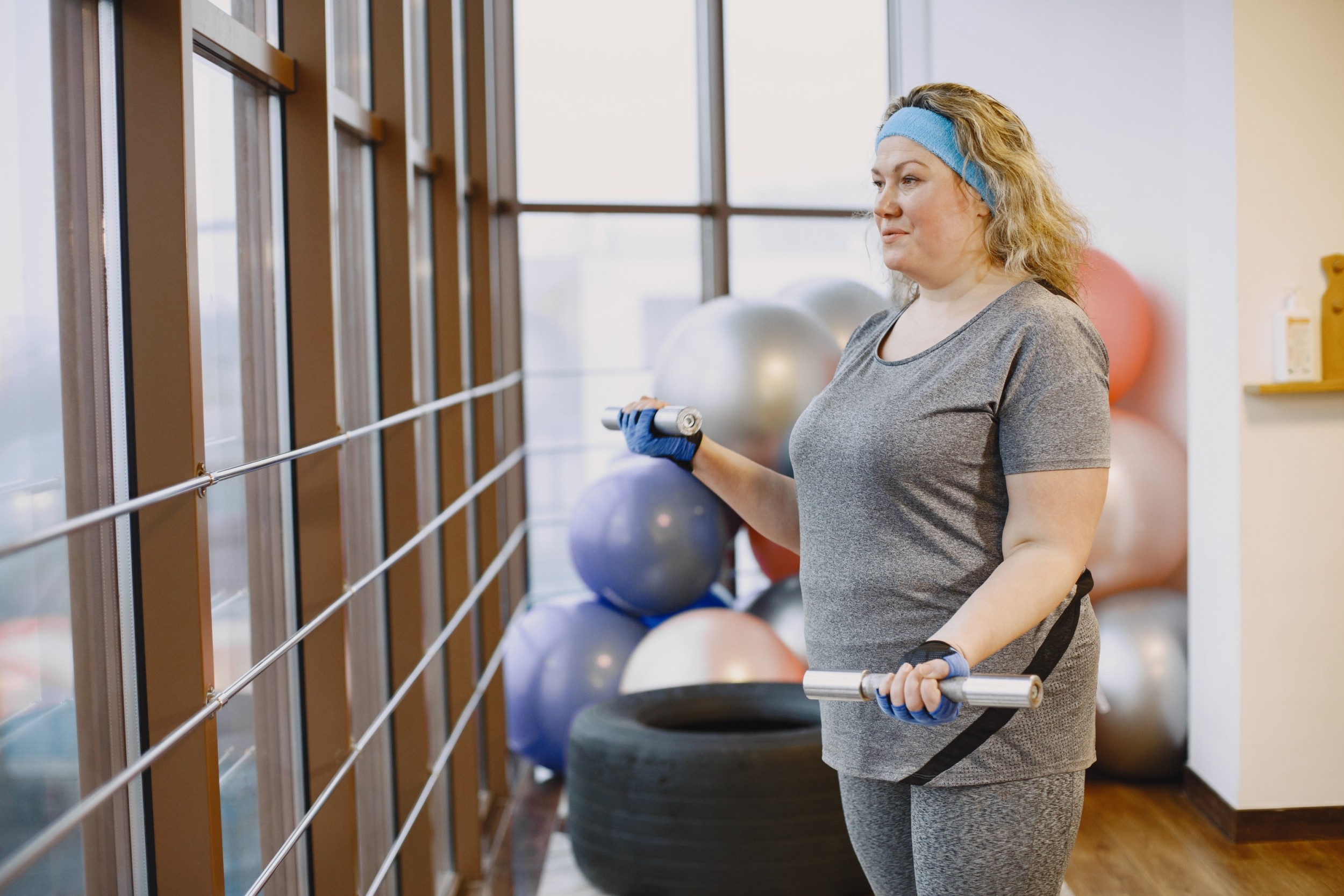 Here is How Strength Training Can Help Women Over Forty Lose Weight